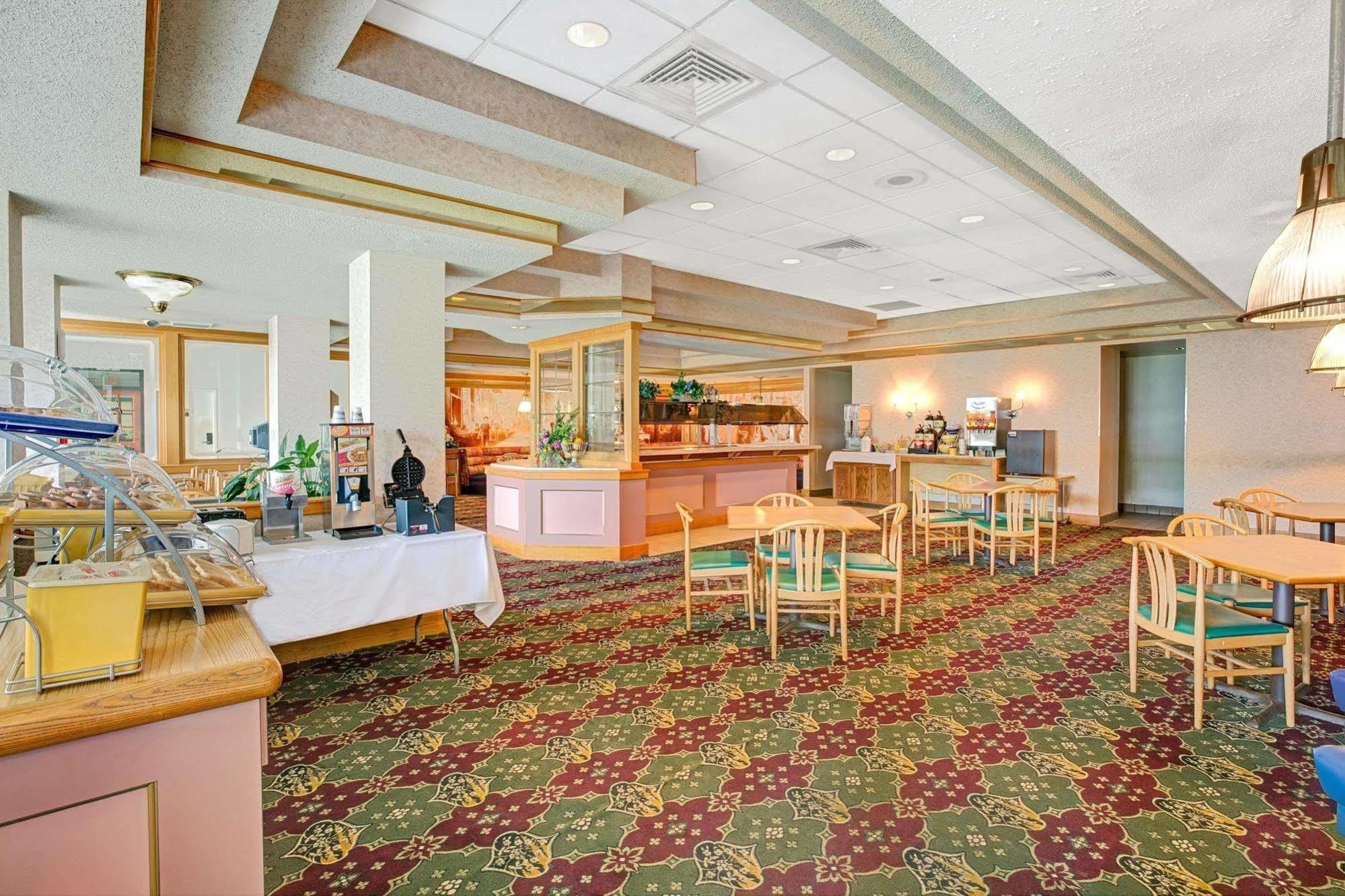 Days Inn Lake Norman 고르넬리우스 외부 사진